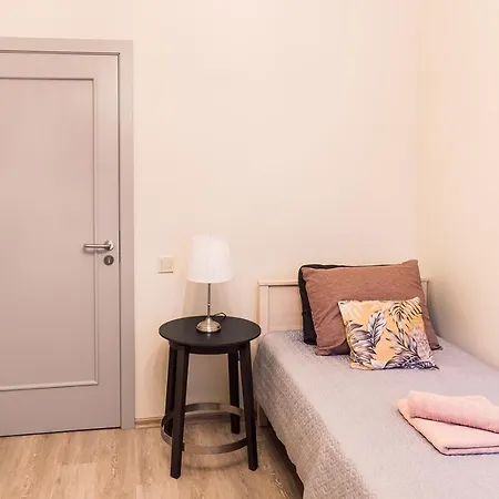 Morrison Apartment/15 Guests/7bedrooms/riga Old Town * Riga