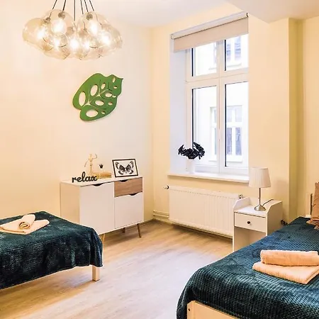 Morrison Apartment/15 Guests/7bedrooms/riga Old Town Lägenhet Riga