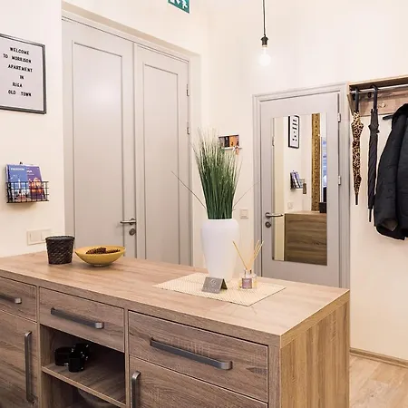 Morrison Apartment/15 Guests/7bedrooms/riga Old Town Lägenhet Riga