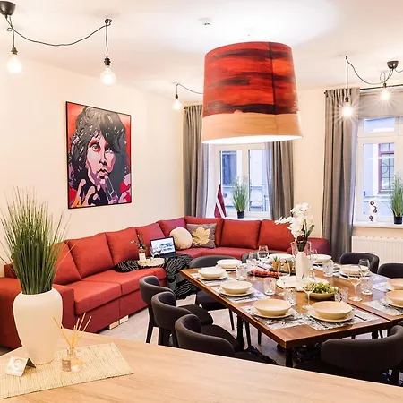 Morrison Apartment/15 Guests/7bedrooms/riga Old Town