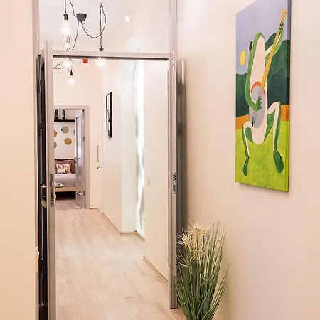 Morrison Apartment/15 Guests/7bedrooms/riga Old Town * Riga