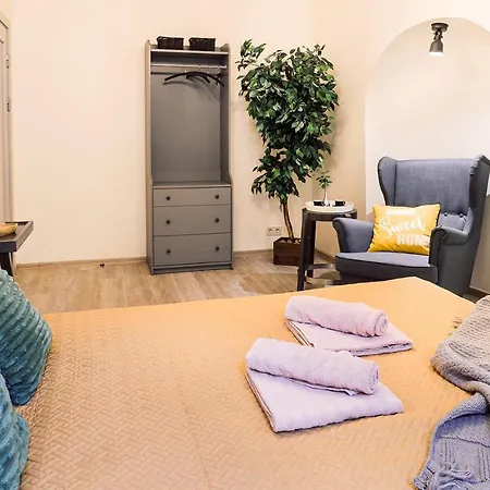 Morrison Apartment/15 Guests/7bedrooms/riga Old Town Riga