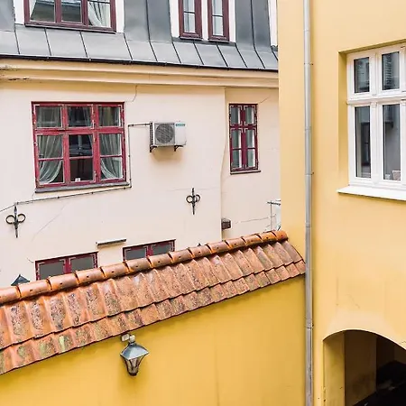 Morrison Apartment/15 Guests/7bedrooms/riga Old Town Apartment *
